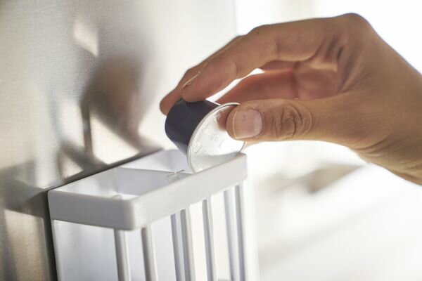 ●ポイント10倍●マグネットコーヒーカプセルホルダータワーS WH 3891　※ネスプレッソカプセル対応　tower　山崎実業　YAMAZAKI【代引不可】 [01]