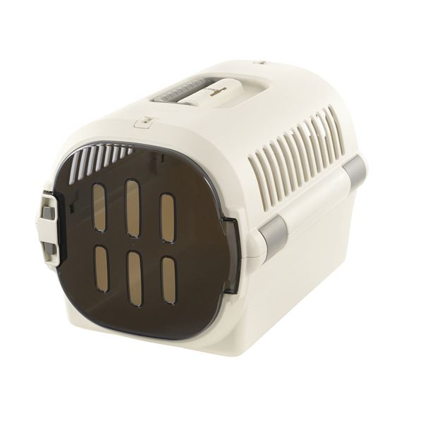 ■サイズ・色違い・関連商品■S アイボリー■S ブラウン■M アイボリー[当ページ]■商品内容ペットを守る、丈夫なハードタイプのシングルドアキャリー。外出や旅行の時にはキャリーとして、お家の中ではハウスとしても使えます。普段からハウスとして慣らしておくと、来客時や災害時の移動にも安心です。別売りの「ウォーターノズル キャリー用」が取り付けられるので、キャリーの中でも給水が可能。幅が広めのワイドなハンドルは両手でも持てるので、女性でも安定して持ち運びができます。ハンドルの付け根部分に「引っ掛け部（シートベルトを通せるスリット）」があるので、簡単に車の座席にキャリーを固定することができます。別売りの「キャリー用ショルダーベルト」を取り付ければ、肩に掛けて移動できます。■商品スペックサイズ（約）幅40.5×奥行55.5×高さ37.5cm内寸サイズ（約）36×54×35cm材質：本体・ハンドル・ドアロックケース・ベルト取付部/ポリプロピレン　バックル・バックル軸・ドアロック/ABS樹脂　ドア/ポリカーボネート　バネ/ステンレス鋼重量（約）2.1kg生産国:日本対象ペット:超小型犬・小型犬・猫用体重目安:12kg以下ペットにリードをつけたままで使用しないでください。本品にリードが引っ掛かり思わぬ事故が起きる可能性があります。車内や窓際にペットや本品を残さないでください。短時間でも高温・低温になることがあります。特に夏場は車内が高温になり、ペットが熱中症になる恐れがあり大変危険です。■送料・配送についての注意事項●本商品の出荷目安は【3 - 6営業日　※土日・祝除く】となります。●お取り寄せ商品のため、稀にご注文入れ違い等により欠品・遅延となる場合がございます。●本商品は仕入元より配送となるため、沖縄・離島への配送はできません。