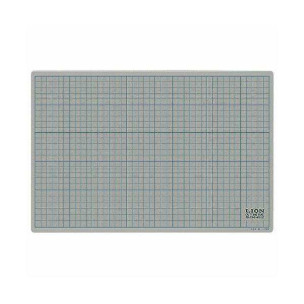 (まとめ) ライオン事務器 カッティングマット 再生PVC製 両面使用 450×300×3mm 灰/黒 CM-4512 1枚 【×2セット】[21]