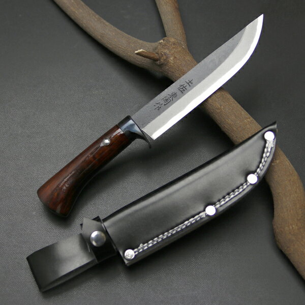 東周作 アウトドア用 黒打 剣鉈 150mm白紙鋼 オイルステイン仕上げ 皮ケース付き ( アウトドアナイフ 5寸 剣ナタ 切れる キャンプ 釣り ナイフ 鉈 キャンプギア ブッシュクラフト)