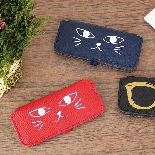 バッグの中でも邪魔にならないメガネケース！Calmo（カルモ）スリムメガネケース キャット【眼鏡 めがね ポケット 携帯 持ち運び カバー 旅行 コンパクト】のサムネイル