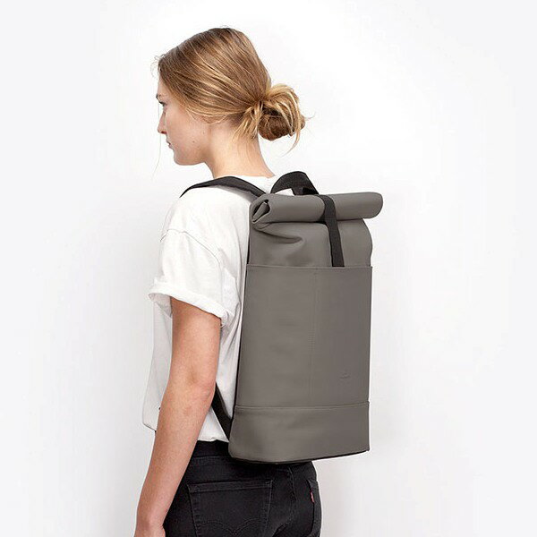 デザイン性と機能性を兼ね備えたバッグパック！UCON ACROBATICS（ユーコンアクロバティックス）Hajo Backpack（ハヨバックパック）Lotus【防水性 かばん カバン 鞄 ロールトップ パッド ドイツ】