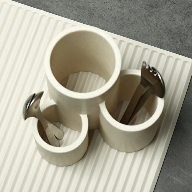 3筒タイプの底なしツールスタンド！”ideaco（イデアコ）”Sculpture Tool D【ドレーナー 水切り キッチ..