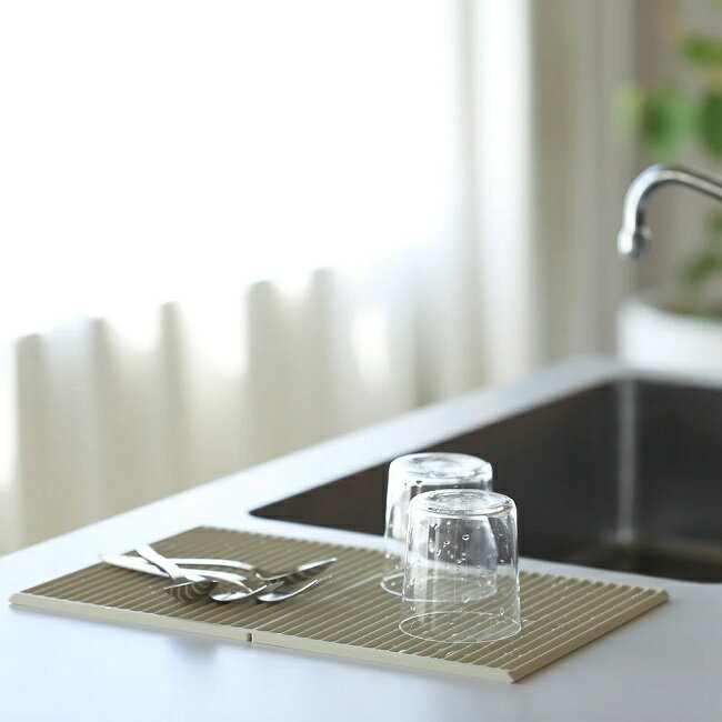 Rakuten - 折り畳めるシリコン製水受けマット！”ideaco（イデアコ）”Sculpture Mat D【凹凸 水切り キッチン 通気性】