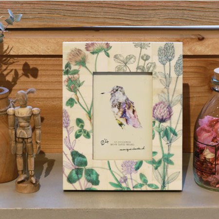 自然を再利用したフォトフレーム!MONIQUE CHARTLAND by GOODY GRAMSPHOTO FRAME BOTANICAL 04【骨 エコ 写真立て インテリア 横長 インド 民芸品 植物 花 ボタニカル】インテリア雑貨&キッチン雑貨のお店hono おしゃれ かわいい プレゼント ギフト 内祝い 小物 [2]