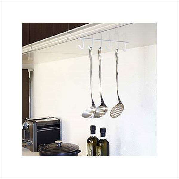 戸棚の下を有効活用！ Kitchen tools hook Tower（戸棚下キッチンツールフック タワー） 【キッチンツール キッチン収納 戸棚下 山崎実業】 キッチン雑貨 おしゃれ ナチュラル キッチングッズ プレゼント 北欧 新生活 おしゃれ雑貨 引越し 引っ越し祝い