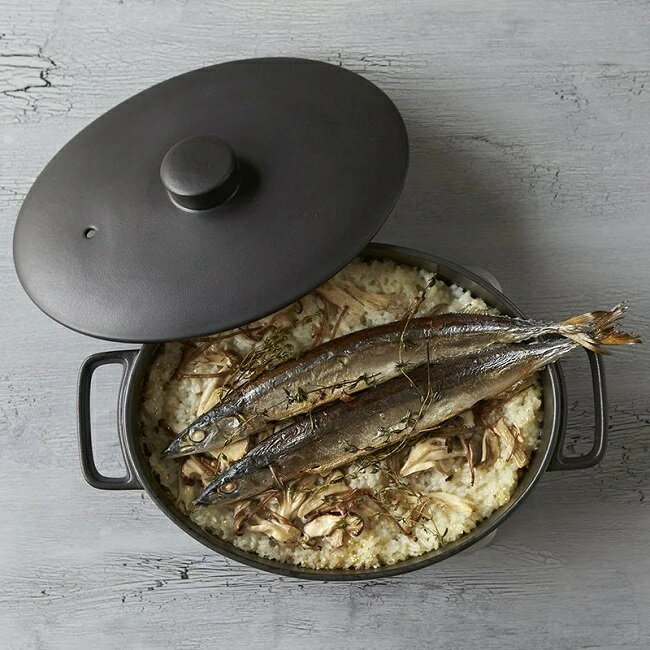 佇まいが美しい土鍋！TOTE（トート）CLAYPOT OVAL M【耐熱 陶器 オーブン 電子レンジ 食洗機 直火 ハロゲンヒーター ご飯 炊飯】キッチン雑貨 おしゃれ ナチュラル キッチングッズ プレゼント 北欧 新生活 おしゃれ雑貨 引越し 引っ越し祝い