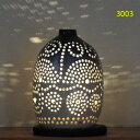 螢の華“陶灯りセット3003”　陶器のランプシェードと乾電池式LEDライト“光kiwami”のセットです。一品物　送料無料