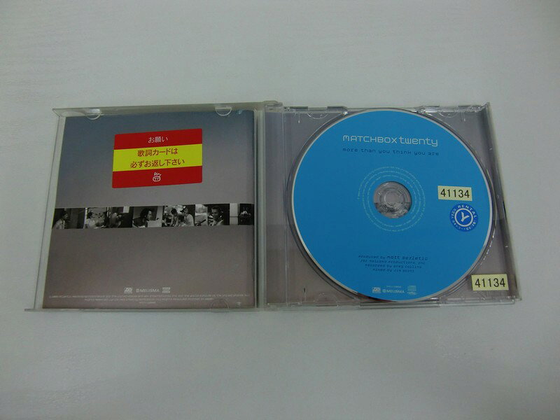 「Feei」「Disese」「Bright Lights」他。全12曲収録。 ◎ 購入前にご確認ください ◎ □商品説明 ◎中古品（レンタル落ち・販売落ち）のCDになります。 ◎中古品のため再生・動作に影響ない程度の使用感・経年劣化がある場合がございます。 ◎ケース・パッケージ・盤面の汚れやシール等に関して、こちらでできるだけクリーニング致しますが、取れない場合がございます。 ◎ケースに割れ、キズなどがある場合がございます。 ◎ケースが著しく破損、欠損している場合は写真に映っているものとは別のケースで送らせていただく場合がございます。 ◎帯や歌詞カード・ジャケットは、破れやテープ補強、もしくは付属していない場合がございます。 ◎基本的に付録やおまけは付いておりません。 ◎状態について神経質な方はご購入をお控えください。 ○受注受付は24時間行っておりますが、別サイト併売の為、品切れの際は申し訳ございませんがキャンセルとさせていただきます。 その際、必ずメールにてご連絡させていただきますが、お客様の設定によっては受信できない可能性もございますことをご理解・ご了承いただきたくよろしくお願いいたします。