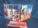 ♪#6 03935♪ 【中古DVD】踊る！笑う！スペシャル・エンターテイメント！ 恋に唄えば♪ 邦画 ケースに、傷あり、亀裂あり。ジャケットに、擦れあり。付属品のはがきに、割れあり。帯に、割れあり、折れあり。 「大丈夫！」「恋に唄えば♪～Sing a Song」「HAPPY END」全3曲収録。 ◎ 購入前にご確認ください ◎ □商品説明 ◎中古品（レンタル落ち・販売落ち）のCDになります。 ◎中古品のため再生・動作に影響ない程度の使用感・経年劣化がある場合がございます。 ◎ケース・パッケージ・盤面の汚れやシール等に関して、こちらでできるだけクリーニング致しますが、取れない場合がございます。 ◎ケースに割れ、キズなどがある場合がございます。 ◎ケースが著しく破損、欠損している場合は写真に映っているものとは別のケースで送らせていただく場合がございます。 ◎帯や歌詞カード・ジャケットは、破れやテープ補強、もしくは付属していない場合がございます。 ◎状態について神経質な方はご購入をお控えください。 ○受注受付は24時間行っておりますが、別サイト併売の為、品切れの際は申し訳ございませんがキャンセルとさせていただきます。 その際、必ずメールにてご連絡させていただきますが、お客様の設定によっては受信できない可能性もございますことをご理解・ご了承いただきたくよろしくお願いいたします。