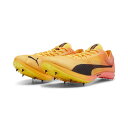 プーマ エヴォスピード ディスタンス ニトロ エリート+4 PUMA evoSPEED Distance Nitro Elite4 ユニセックス 中・長距離用 陸上スパイク 2024psp オールウェザートラック専用 エヴォスピード ディスタンス ニトロ エリート+4 evoSPEED Distance Nitro Elite4 ユニセックス 中・長距離用 陸上スパイク 【商品情報】 800m走のための陸上用スパイク、エヴォ スピード ディスタンス ニトロ エリート ＋4。 短距離スパイクのアウトソールにも使われている高反発特殊素材、ソフトなクッション性を維持しながら高い反発性を実現するNITROFOAM Eliteを採用しています。取り外し可能なスパイク ピンとアグレッシブなPebaxスパイクプレートが究極のトラクションを実現。このスパイクを履いて、自己ベストを更新しよう。 【特徴】 ・PWRPLATE: 前足部まで伸びたカーボンPWRPLATEが、パワフルな推進力とエリート級の効率性を実現。 ・NITROFOAM Elite: NITRO ELITEが高い反発性を生み、ランナーに究極の速さを提供。 【詳細】 ・6 本の交換可能な軽量パーマネント スパイク ピンで、究極のトラクションを実現する前足のプレート。 ・カーブとテーパードラストが、つま先のスピードと推進力を強化。 ・耐久性とトラクションを持つ TPU アウトソールのかかと ・側面とつま先にフォームストリップとプーマキャット ・カラー：サン ストリーム/サンセット グロー/プーマ ブラック ・原産国：ベトナム ・素材：合成繊維+合成樹脂(ポリウレタン)+人工皮革