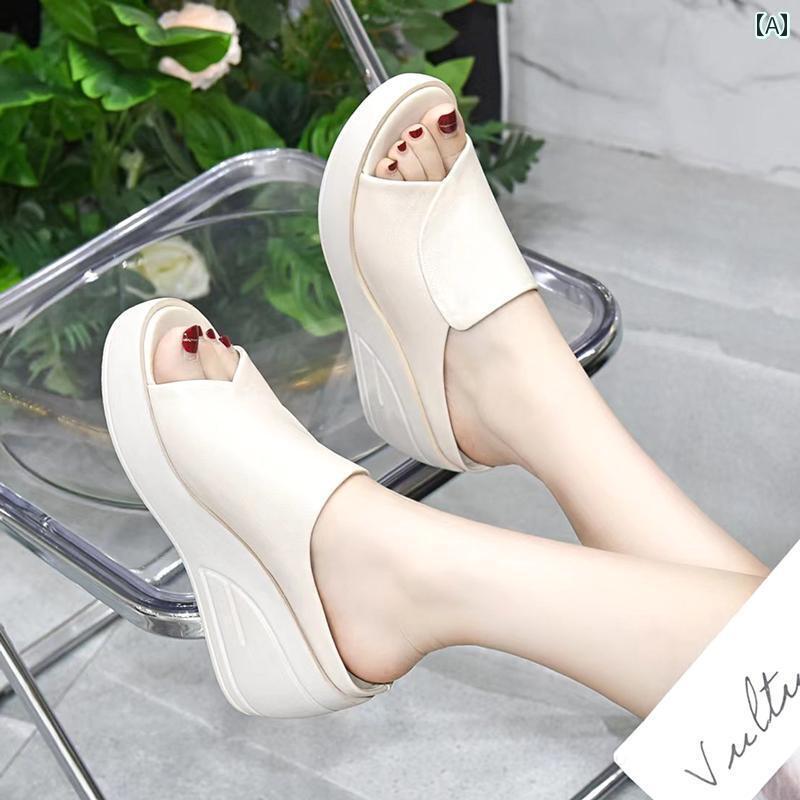 サンダル かわいい 履きやすい 2025年に アウターと して 着用 できる 女性用 革 ウェッジ ヒール スリ..