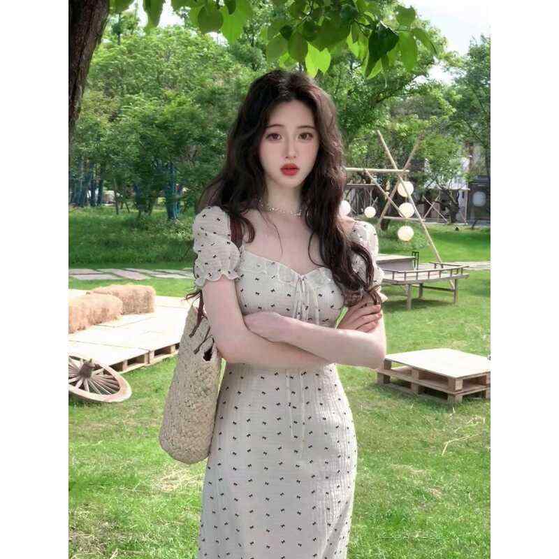 レディース トップス かわいい 春夏 フランスの 優しい スクエアネック パフスリーブドレス 女性用 夏の ウエスト スリミング で 魅惑的 美しい ロング ドレス