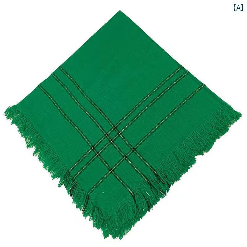 バンダナ おしゃれ レディース の スカーフ 四角い 畑で 働く 農村 女性 暖を とる 昔ながらの