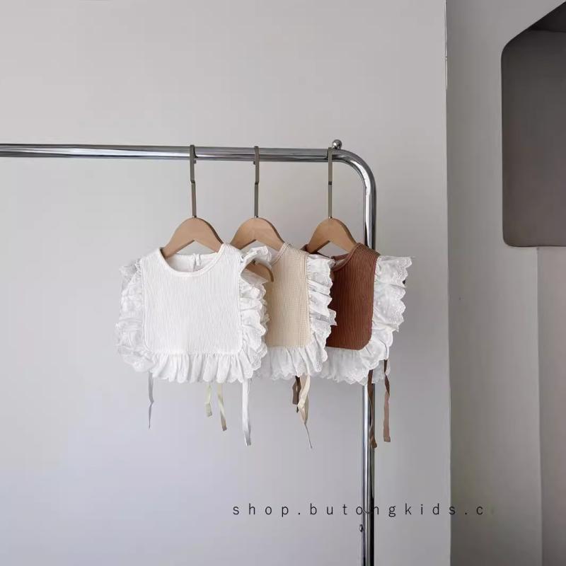ベビー よだれかけ 綿 レース フリル 飾り プリンセス ベスト かわいい スタイリッシュ 赤ちゃん 日常使い 柔らかい 素材 快適 ファッション
