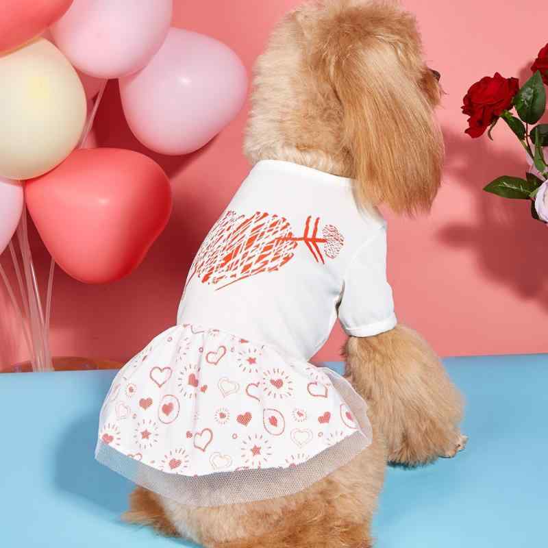 ペット服 テディ犬用 小型犬 ハート柄 ワンピース 小猫用 スカート バレンタイン かわいい デザイン 通年使用 軽量素材