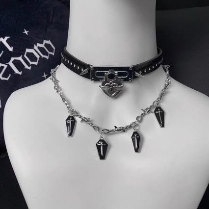 Other , Materials - チョーカー ゴシック ネックレス ダーク ペンダント ブラック 重厚 メタル チェーン ボリューム インパクト デザイン エッジ スタイル アクセサリー ファッション アイテム