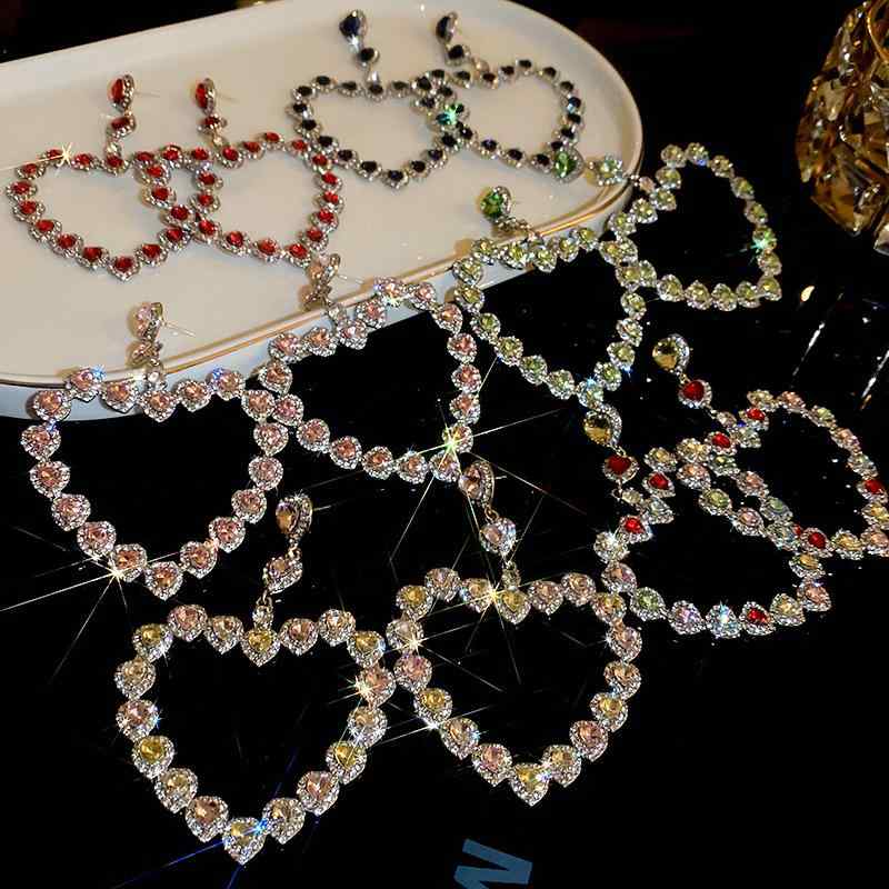 Tourmaline - イヤリング 女性用 ハート型 ジルコニア 銀針 復古 デザイン フルダイヤ イヤードロップ 高級感 気質 耳飾り ユニーク スタイル 軽量 素材 シルバー アクセサリー 日常使い かわいい 形状 ドロップ型 輝き ジュエリー