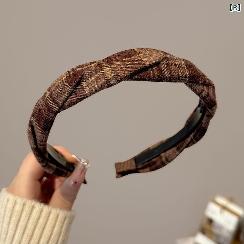 ホープのレディース ヘッドバンド 秋冬 学院 編み込み 模様 上品 気質 ヘアアクセサリー ボリュームアップ 合わせやすい 日常使い 伸縮性 かわいい ヘアピン ヘアゴム｜アングル3