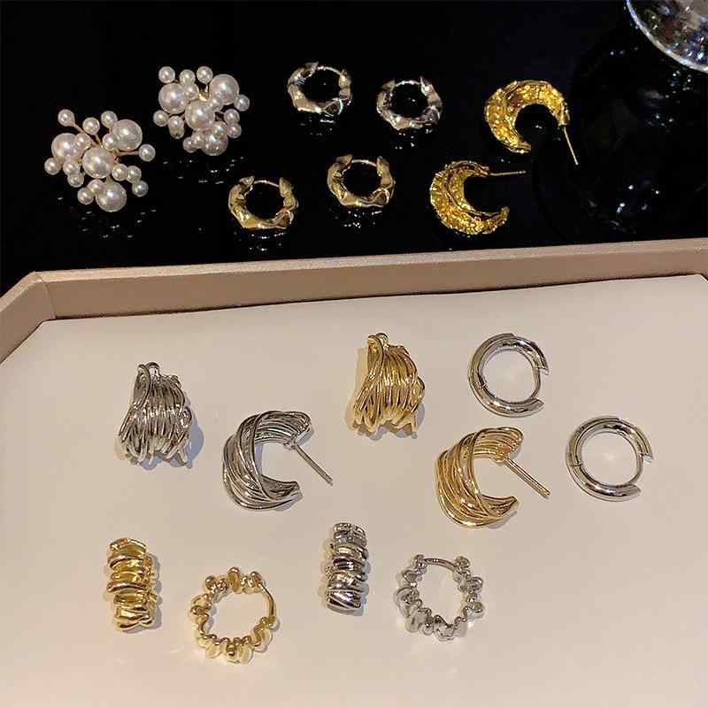 Rhodolite - レディース イヤリング 円形 C型 不規則形状 ピアス イヤーカフ 秋冬 コーディネートしやすい 高級感 日韓 レトロ ユニーク 耳飾り アクセサリー