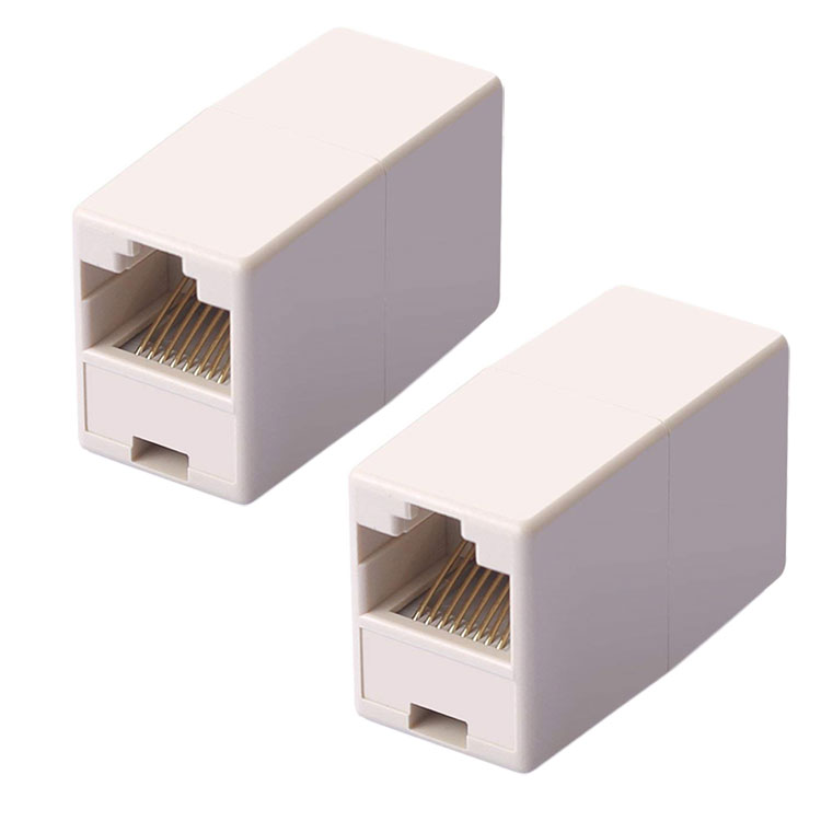RJ45延長コネクタ中継コネクタプラグ（メス-メス）。2本の短いネットワークケーブルを直列連結して、 1本の長いケーブルにできます。コンパクトサイズで狭い場所でも設置可能。お得な2個セットです。商品仕様 カラー：アイボリー限定サイズ：約36*15*20コネクタ：RJ-45メス基準：Cat5セット内容：中継コネクタ2個 ※中継コネクタを使用することによって、希望の長さの1本を使うよりも速度が下がる場合がございます。 ※簡易梱包、メール便出荷でございます※出品物はLANケーブルコネクタ2個セットです、LANケーブルなどは付属しておりません ※すべてのLANケーブルまた機種の動作保証は御座いません※取付及び使用方法のサポートはございません ※日本語マニュアル、取扱説明書等は付属いたしません※生産ロットによりロゴデザインの変更、ロゴが無い場合がございます ※取付や使用によるトラブル等に関し弊社の保障は一切ございません※輸入商品のため小傷や汚れ等ある場合がございます ※仕様やデザイン、パッケージ等は予告なく変更される場合がございます※ご使用のディスプレイにより色合いが違って見える場合がございます ◇送料について ゆうメール(または定形外郵便) 限定送料無料！（代引きはゆうメール不可） 代引きをご希望の場合は別途送料+変更事務手数料で900円をご請求致します。 オプション加算分はご注文承諾時に加算となります。 ※取付及び使用方法のサポートはございません ※マニュアル、取扱説明書等は付属いたしません ※ゆうメール(または定形外郵便)配送商品について ゆうメール(または定形外郵便)配送商品は基本的に 追跡なし、ポスト投函での配送となります。 また、万が一サイズ等の理由でポスト投函が出来なかった場合、不在届が投函されます。 その際に長期間ご連絡がない場合、当店への返送が行われます。 再配達には追加料金がかかることになりますので、予めご了承の程お願いします。 2〜3日が経過しても商品が到着しない等の場合、まずはポストの方をご確認ください。 不在票がございましたらお近くの郵便局様へご連絡下さい ■並行輸入商品のご注文に関しての注意事項■ ※取付及び使用方法のサポートはございません ※生産ロットによりロゴデザインの変更、ロゴが無い場合がございます ※取付や使用によるトラブル等に関し弊社の保障は一切ございません ※輸入商品のため小傷や汚れ等ある場合がございます ※仕様やデザイン、パッケージ等は予告なく変更される場合がございます