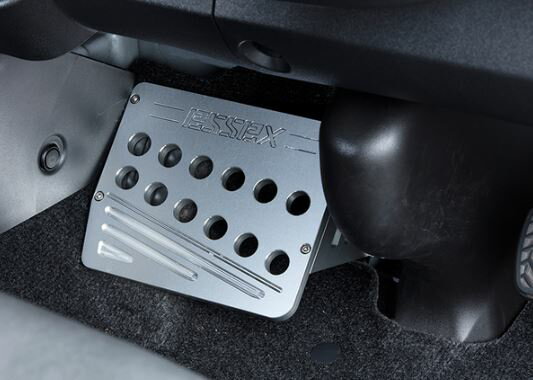 シーアールエス ハイエース レジアスエース 200系 ビレットフットレスト レッド ES-2103-RD CRS ESSEX エセックス W