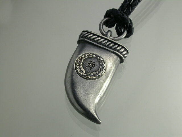 樂天商城 - ファングペンダント