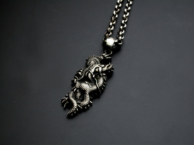 樂天商城 - 刀装具ペンダント【地龍】シルバー ペンダントトップ 925 メンズ 龍神 江戸 目貫