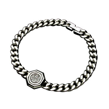 家紋ブレスレット・八角・松コースFamliycrest 彫刻 彫金 銀 シルバー SILVER 950 925 bracelet 中折れ 留め具 ステンレス 父の日 ギフト プレゼント オーダー 原宿 東京 madeinjapan 和風 吉祥 幸運 開運