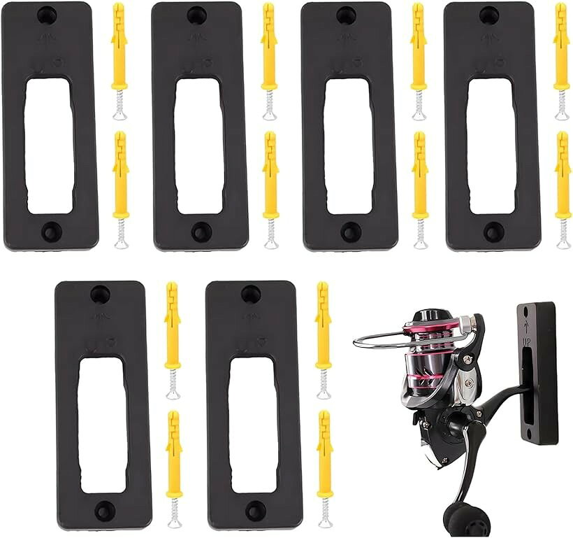 バリエーションコード : 2br1kj560k商品コード2br1396ql6商品名釣り リール 壁掛けホルダー スピニングリール対応 壁面収納 ディスプレイスタンドブランドシャンディニー(Chandeny)カラーブラックサイズ等6個セット「魅せる収納へ」壁にマウントするだけで、床置き・積み重ねの雑然とした収納から卒業。スピニングリールをスタイリッシュに「飾る収納」へ昇格させるウォールホルダーです。専用設計のホールド溝がリールをしっかり固定し、取り出しもワンアクション。タックルルームやガレージをプロアングラー仕様の空間へと格上げします。釣り好きなら一度使ったら手放せない、こだわりの壁面収納アイテムです。「リールを守る」リールと接触するすべての面に保護素材を採用。大切なリールのボディやハンドルを傷・摩耗・色落ちからしっかりガード。釣行後すぐにかけるだけで安全に保管でき、次の釣りまでコンディションをベストな状態に保ちます。高価なリールを長く使い続けたい方に特におすすめです。「ストレスゼロ」ホールド溝にセットするだけでリールがピタッと吸い付くように安定固定。釣行前後のリール着脱がワンアクションで完了し、準備・片付けのストレスが激減します。床スペースも大幅に広がり、動線もスッキリ快適に整理できます。壁面を有効活用することでタックルルームや玄関も使いやすくなります。「誰でもカンタン」付属のネジ・アンカーで壁面にガッチリ固定。工具はドライバー1本あればOK。難しい作業は一切不要で、DIY初心者でも迷わず設置できます。設置後はびくともしない安定感で、リールが落下する心配もゼロ。コンパクトな設計で賃貸住宅の壁にも馴染みやすいのも嬉しいポイントです。「商品内容」スピニングリール用 壁掛けホルダー「セット内容」本体／取付ネジ／アンカー「バリエーション」2個セット／4個セット／6個セット「サイズ」9.5x3.5x1.2cm（1個あたり）「素材」ABS樹脂※ 他ネットショップでも併売しているため、ご注文後に在庫切れとなる場合があります。予めご了承ください。※ 品薄または希少等の理由により、参考価格よりも高い価格で販売されている場合があります。ご注文の際には必ず販売価格をご確認ください。※ 沖縄県、離島または一部地域の場合、別途送料の負担をお願いする場合があります。予めご了承ください。※ お使いのモニタにより写真の色が実際の商品の色と異なる場合や、イメージに差異が生じることがあります。予めご了承ください。※ 商品の詳細（カラー・数量・サイズ 等）については、ページ内の商品説明をご確認のうえ、ご注文ください。※ モバイル版・スマホ版ページでは、お使いの端末によっては一部の情報が表示されないことがあります。すべての記載情報をご確認するには、PC版ページをご覧ください。