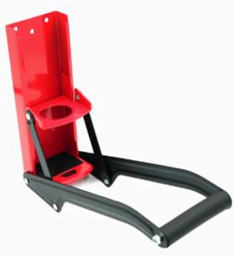 バリエーションコード : 2brnkv4hdv商品コード2brnkw36rc商品名空き缶潰し器2way 缶クラッシャー ペットボトル対応 壁掛け 圧縮 スチール製 省スペースブランドEKGARDEカラーレッドサイズ等標準空き缶や小型ペットボトルをしっかり圧縮できる2wayタイプの缶クラッシャーです。壁に固定して使う構造のため、安定した姿勢で力を入れやすく、缶を縦方向に押しつぶす動作がスムーズに行えます。500ml以下のペットボトルもプレス可能で、ゴミの容量をぐっと減らし、資源ゴミをまとめやすくなります。スチール製の本体は強度が高く、繰り返しの圧縮にも耐える堅牢なつくりです。取り付け用ネジとコンクリート用アンカーが付属しており、木材・石膏ボード・コンクリートブロックなど幅広い設置環境に対応できます。限られたスペースでも扱いやすい構成で、家庭内の資源ゴミ処理を効率化します。ハンドルを下げるだけのシンプルな操作で、力に自信がない方でも扱いやすい設計です。ロングハンドルはテコの原理を活かした構造で、軽い力でも缶をしっかり潰せるため、女性やご年配の方でも負担が少なく扱えます。ラバーグリップは手に馴染みやすく、滑りにくい素材を採用。缶が潰れにくい場合は、軽くへこませてからセットすると圧縮しやすくなります。飲み終わった容器がゴミ箱内でかさばる問題を抑え、家庭内の整理をスムーズに進められる構造です。本製品はアルミ缶だけでなく、500ml以下のペットボトルにも対応しており、押し板の穴を利用することでボトルの圧縮も行えます。さらに本体底部には栓抜き機能を搭載しており、瓶飲料の開栓にも使える便利な2in1仕様です。缶・ボトル・瓶の処理を一台でまとめられるため、キッチン周りの作業効率が向上します。底面には滑り止めが付いており、圧縮時の安定感を高める構造。家庭用としてはもちろん、アウトドアやガレージ作業の補助ツールとしても活躍し、幅広いシーンで使える多機能性を備えています。空き缶やペットボトルを縦方向に圧縮することで、ゴミ袋の中で無駄に場所を取っていた資源ゴミをコンパクトにまとめられます。ゴミ箱がすぐにいっぱいになるストレスを抑え、週ごとのゴミ出しの回数や負担を軽くする助けになります。飲み終わった容器をその場で圧縮できるため、キッチンやパントリーの整理が進み、家庭内のスペース管理にも役立ちます。資源ゴミの体積を抑えることで、指定ゴミ袋の節約にもつながり、環境面と家計の両方にメリットをもたらす構成です。壁掛け式のため、立ったまま自然な姿勢で連続作業ができ、腰への負担を抑えながら効率的に処理できます。足で踏むタイプと異なり、床を傷つけることがなく、設置した場所で安定した動作が可能です。キッチン、パントリー、ガレージなど、よく使う場所に固定しておくことで、飲み終わったらすぐに圧縮する習慣が身につき、資源ゴミの整理がスムーズになります。スチール製の頑丈な構造と扱いやすいサイズ感により、家庭用から軽作業環境まで幅広く活躍するアイテムです。※ 他ネットショップでも併売しているため、ご注文後に在庫切れとなる場合があります。予めご了承ください。※ 品薄または希少等の理由により、参考価格よりも高い価格で販売されている場合があります。ご注文の際には必ず販売価格をご確認ください。※ 沖縄県、離島または一部地域の場合、別途送料の負担をお願いする場合があります。予めご了承ください。※ お使いのモニタにより写真の色が実際の商品の色と異なる場合や、イメージに差異が生じることがあります。予めご了承ください。※ 商品の詳細（カラー・数量・サイズ 等）については、ページ内の商品説明をご確認のうえ、ご注文ください。※ モバイル版・スマホ版ページでは、お使いの端末によっては一部の情報が表示されないことがあります。すべての記載情報をご確認するには、PC版ページをご覧ください。