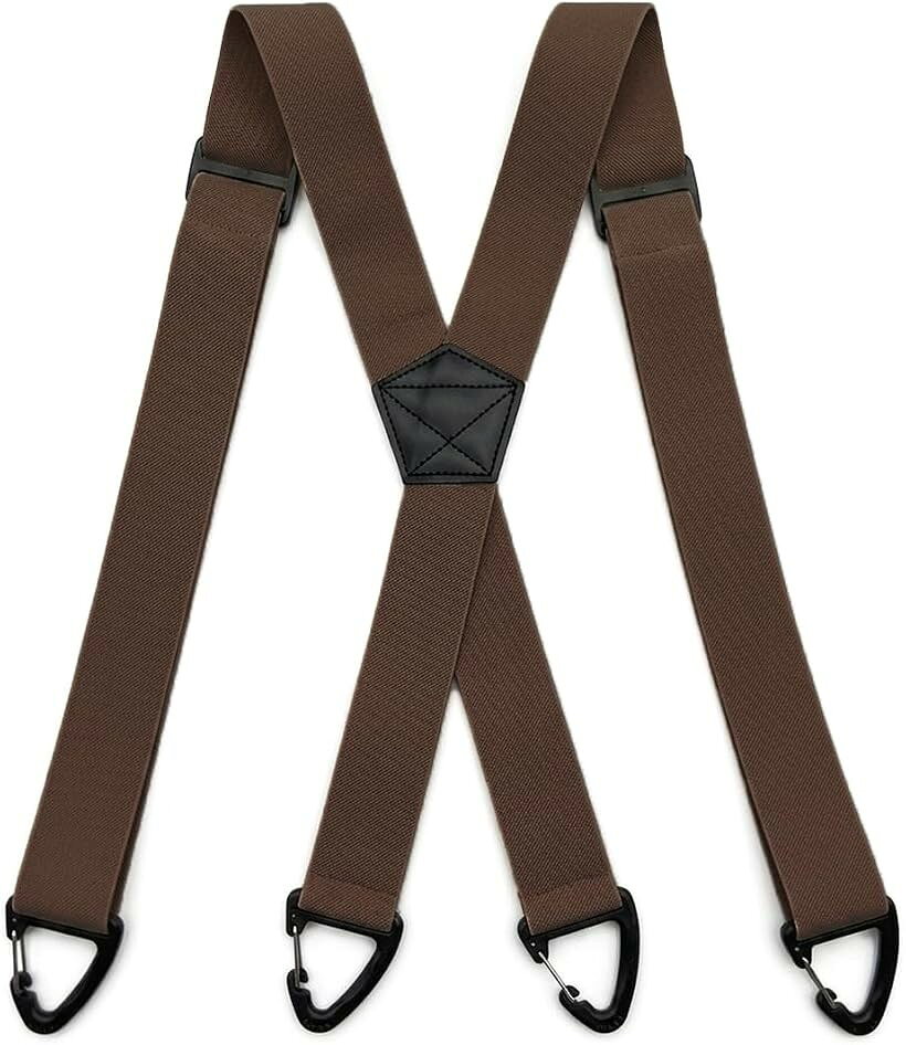 バリエーションコード : 2bkusnrwj6商品コード2bkuspyxpg商品名SP119 登山サスペンダー 3.8cmブランドKASSAIカラーX型4フック/ダークブラウンX型4フック＆Y型3フックの2タイプ展開 用途に合わせて選べる2モデル。X型は安定性重視、Y型はクラシックな装着感。どちらもズレ落ちを防ぎ、幅広いパンツに対応。高弾性ストラップxアジャスターで快適フィット 伸縮性の高いストラップと無段階アジャスターにより、体型や用途に合わせてスムーズに長さ調整可能。長時間の着用でも肩への負担を軽減。カラビナフックで衣類を傷めにくい・外れにくい 強力カラビナフックでしっかり固定。クリップで挟まないので衣類を傷つけにくく、厚めの生地でも外れにくい男女兼用・豊富なカラー展開で幅広いシーンに対応 メンズ・レディース問わず使えるユニセックス仕様。作業着、カジュアル、アウトドアまで多用途で活躍。仕様 ＊幅3.8cm(38mm) 長さ調整可能(80cm～120cm)＊ゴムで伸縮します ＊Y型・3フック /X型・4フック ＊重さ：Y型・3フック 105g /X型・4フック 115g ＊材質：PU合成皮革/ ポリエステル / ゴム / 合金 / 樹脂 ＊中国製 ＊色落ち、色移りの原因となりますので他の繊維等との摩擦に ご注意ください。また汗や雨などの水気を避け、湿った場合は 乾いた布で拭いて直射日光を避け風通しのいい場所で干して下さい。※ 他ネットショップでも併売しているため、ご注文後に在庫切れとなる場合があります。予めご了承ください。※ 品薄または希少等の理由により、参考価格よりも高い価格で販売されている場合があります。ご注文の際には必ず販売価格をご確認ください。※ 沖縄県、離島または一部地域の場合、別途送料の負担をお願いする場合があります。予めご了承ください。※ お使いのモニタにより写真の色が実際の商品の色と異なる場合や、イメージに差異が生じることがあります。予めご了承ください。※ 商品の詳細（カラー・数量・サイズ 等）については、ページ内の商品説明をご確認のうえ、ご注文ください。※ モバイル版・スマホ版ページでは、お使いの端末によっては一部の情報が表示されないことがあります。すべての記載情報をご確認するには、PC版ページをご覧ください。登山サスペンダーは用途に合わせて選べる X型4フック／Y型3フックの2タイプ をラインナップ。どちらもカラビナフック式を採用し、ベルトループにしっかり固定されるため、作業中やアウトドアなど動きの多いシーンでもズレ落ちにくい安定性を発揮します。3.8cmの幅広ストラップには高弾性の伸縮素材を使用し、体の動きにしなやかにフィット。無段階アジャスターにより、体型や用途に合わせて細かく調整でき、長時間の着用でも快適さをキープします。作業現場・登山・ハイキング・普段使いなど幅広いシーンで快適に使用できます。男女兼用のユニセックスデザインと豊富なカラー展開で、多用途で活躍。日本国内検品により品質にもこだわった、長く使えるサスペンダーです。