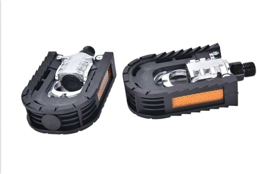 商品コード2bj9w9r08y商品名折りたたみ式ペダル 自転車 ペダル フラットペダル 折り畳み式自転車用 交換 部品 反射板付き 左右セットブランドEINEYカラーブラックサイズ等レギュラー「折りたたみ式ペダル」折りたたむことができるペダルは持ち運びや保管時に大変便利です。通常運ぶとペダルが飛び出してしまいますが折りたためるのでコンパクトになります。お家やガレージに入れたい場合にも便利。「様々な自転車に」折りたたみ自転車、ロードバイク、マウンテンバイク、ママチャリ、ミニベロ、クロスバイクなど。汎用品になります。L(左)、R(右)の刻印をお間違いないよう取り付けください。＊取り付けの際は別途、スパナが必要です。「ペダルは90度に」折りたたみ式ペダルの中央にアルミレバーがございます。レバーを引きながらペダルを90度に倒すことができます。走行時はペダルは内側にあるので誤って倒れることはありません。「夜間時もOK」反射板が付いているので夜間の走行も怖くはありません。滑り止め形状。雨天時も足が滑ることなく走行することが可能。※ 他ネットショップでも併売しているため、ご注文後に在庫切れとなる場合があります。予めご了承ください。※ 品薄または希少等の理由により、参考価格よりも高い価格で販売されている場合があります。ご注文の際には必ず販売価格をご確認ください。※ 沖縄県、離島または一部地域の場合、別途送料の負担をお願いする場合があります。予めご了承ください。※ お使いのモニタにより写真の色が実際の商品の色と異なる場合や、イメージに差異が生じることがあります。予めご了承ください。※ 商品の詳細（カラー・数量・サイズ 等）については、ページ内の商品説明をご確認のうえ、ご注文ください。※ モバイル版・スマホ版ページでは、お使いの端末によっては一部の情報が表示されないことがあります。すべての記載情報をご確認するには、PC版ページをご覧ください。