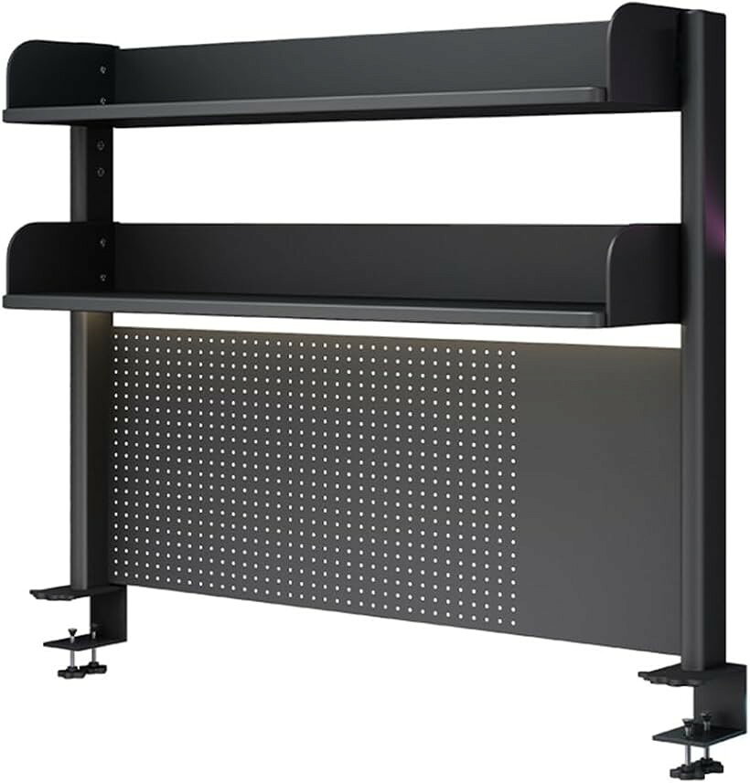 バリエーションコード : 2bu5ddyxk1商品コード2b93udtldp商品名机上ラック 本棚 有孔ボード デスクシェルフ スチールラック デスク上置き棚 ブックスタンド 卓上 簡単組立ブランドAOVOCOカラーブラックサイズ等3段、幅80x高さ95「高品質な素材」 この机上置き棚は、耐久性の高い炭素鋼を使用しています。通常の文房具やファイル、本などの小物を載せるだけでなく、書籍や資料の物品も本棚収納できます。炭素鋼はキズや汚れに強く、長期的な使用にも耐えられる素材です。デスク上の小物がきれいに整理でき、作業スペースを有効活用できます。「ご注意：（2段、幅60x高さ38）サイズは1枚の有孔ボード付き、その他のサイズは2枚の有孔ボードで構成されています。」「有孔ボード」この机上ラックの大きな特徴は、有孔ボード設計を採用していることです。これにより、イヤホンやキーなどの小物をフックやマグネットで自由に固定できます。小物の保管がしやすく、デスク上の整理に大変便利です。しかもこの有孔ボードにより、デスク上の空間を自由にカスタマイズできます。自分好みのレイアウトを作り出すことで、個性的な机まわりを演出できるのが魅力です。DIY性の高さが、この収納ラックの大きな武器となっています。「大容量の収納力」この机上ラックは大容量モデルで、驚くほどの収納力を発揮します。小物類の整理はもちろん、PCモニター収納ラックとしてデスク上の用途も広がります。書類、資料、CD、文房具はもちろん、化粧品、おもちゃ、タオル、植物、キッチン小物など、幅広いアイテムを収納できます。リビング、キッチン、洗面所、事務所、寝室など、場所を選ばずに大活躍します。この収納力の高さにより、デスクまわりの雑多なものを一括して整理し、スッキリとした空間を演出できます。「簡単な組み立て」この机上ラックは、組み立てが非常に簡単です。事前に穴が開けられているため、ドライバーを使ってネジを締めるだけで完成します。初心者でも約10分程度で組み立てられるほど簡単な作りになっています。「豊富なアクセサリ」この収納ラックには、様々なアクセサリが標準で付属しています。収納ボックスやU字フック、Lフック、マグネットなどが含まれており、小物の整理に役立ちます。これらのアクセサリを活用することで、デスク上の空間をより有効に活用できます。※ 他ネットショップでも併売しているため、ご注文後に在庫切れとなる場合があります。予めご了承ください。※ 品薄または希少等の理由により、参考価格よりも高い価格で販売されている場合があります。ご注文の際には必ず販売価格をご確認ください。※ 沖縄県、離島または一部地域の場合、別途送料の負担をお願いする場合があります。予めご了承ください。※ お使いのモニタにより写真の色が実際の商品の色と異なる場合や、イメージに差異が生じることがあります。予めご了承ください。※ 商品の詳細（カラー・数量・サイズ 等）については、ページ内の商品説明をご確認のうえ、ご注文ください。※ モバイル版・スマホ版ページでは、お使いの端末によっては一部の情報が表示されないことがあります。すべての記載情報をご確認するには、PC版ページをご覧ください。