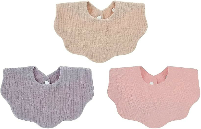 バリエーションコード : 2bjy1f19if商品コード2bjy1ux4yu商品名スタイ 赤ちゃん 無地 シンプル くすみカラー 3枚 よだれかけ 綿100% スナップボタン かわいい おしゃれ ベビーブランドナナワールドカラーC※ 他ネットショップでも併売しているため、ご注文後に在庫切れとなる場合があります。予めご了承ください。※ 品薄または希少等の理由により、参考価格よりも高い価格で販売されている場合があります。ご注文の際には必ず販売価格をご確認ください。※ 沖縄県、離島または一部地域の場合、別途送料の負担をお願いする場合があります。予めご了承ください。※ お使いのモニタにより写真の色が実際の商品の色と異なる場合や、イメージに差異が生じることがあります。予めご了承ください。※ 商品の詳細（カラー・数量・サイズ 等）については、ページ内の商品説明をご確認のうえ、ご注文ください。※ モバイル版・スマホ版ページでは、お使いの端末によっては一部の情報が表示されないことがあります。すべての記載情報をご確認するには、PC版ページをご覧ください。「商品情報」・安心のコットン100% 素材はデリケートな赤ちゃんの肌にも優しいコットン100％生地です。程よい厚みがあり、柔らかくて毛玉になりにくい素材です。天然素材なので、アレルギーがある赤ちゃんの肌もしっかりと守ってくれます。厚手で吸収力があり、通気性も優れているので赤ちゃんのよだれをすばやく吸収してくれます。・派手ではないシンプルな落ち着いたデザイン シンプルな落ち着いたデザインなので、赤ちゃんの服と合わせやすいです。流行りのくすみカラーでとっても可愛いです。・5色展開でお好きなお色が見つかります。