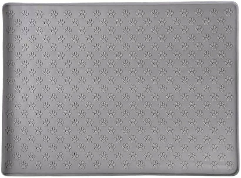 バリエーションコード : 2bkh6d8tks商品コード2bkh6xixcx商品名犬 トイレトレー シリコン ワイド ペットトイレ マット 囲い付き 犬用トイレブランドYourKitカラーグレーサイズ等大「液体をしっかりガード」1cmの高さがあるフチ設計で水やフードの飛び散りを防ぎ、床を汚しにくく快適に使えるシリコンマットです。「丸角設計で清潔キープ」角まで丸く仕上げたデザインで汚れが溜まりにくく、サッと拭くだけで簡単にお手入れでき衛生的です。「ズレにくく快適」高い密着力を持つシリコン素材を採用し、ペットシーツや食器を置いても滑りにくく安定感があります。「安心のシリコン素材」100％シリコンを使用した無臭タイプで、環境ホルモンの心配が少なくペット用マットとしても安心です。「熱湯消毒対応で衛生的」耐熱性に優れたシリコン素材なので高温のお湯での消毒にも対応し、いつでも清潔に保てます。「柔らか素材で扱いやすい」ぷにぷにした柔軟なシリコン素材を採用しており、洗いやすく丸めて収納もしやすい便利な設計です。「ペットにも優しい素材」無臭で環境ホルモンを含まないシリコン素材を採用し、安心して毎日の食事シーンに使えます。「サイズ」30x48cm 40x55cm※ 他ネットショップでも併売しているため、ご注文後に在庫切れとなる場合があります。予めご了承ください。※ 品薄または希少等の理由により、参考価格よりも高い価格で販売されている場合があります。ご注文の際には必ず販売価格をご確認ください。※ 沖縄県、離島または一部地域の場合、別途送料の負担をお願いする場合があります。予めご了承ください。※ お使いのモニタにより写真の色が実際の商品の色と異なる場合や、イメージに差異が生じることがあります。予めご了承ください。※ 商品の詳細（カラー・数量・サイズ 等）については、ページ内の商品説明をご確認のうえ、ご注文ください。※ モバイル版・スマホ版ページでは、お使いの端末によっては一部の情報が表示されないことがあります。すべての記載情報をご確認するには、PC版ページをご覧ください。