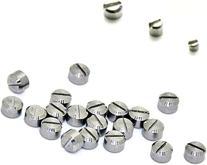 商品コード2b921hsffq商品名メタルマイナスモールド 90個セット 1.1mm 1.5mm 2.0mm 金属パーツ ディテールアップ ガンプラ改造ブランドcartucciaカラーシルバーサイズ等1.1mm， 1.5mm， 2.0mm・ディテールアップで作品の完成度を向上するのに便利なメタルモールドです。ガンプラやスケールモデルの改造に最適な金属製パーツです。装甲や関節部に取り付けることで、リアルな立体感と存在感を演出し、市販のモデルに“あとひと工夫”を加えたい方におすすめ。プロモデラーの仕上がりを目指せる、精密感あるアイテムです。見た目の印象が大きく変わる、差がつくワンポイントに。・厳選された3サイズ構成（各30個入り）。使用頻度の高い1.1mm／1.5mm／2.0mmの3サイズをセット化。どのサイズも使いやすく、様々な部位にフィット。各サイズ30個ずつの大容量で、複数作品にも十分対応。必要なサイズだけ無駄なく使えて、コスパも優秀なため、初心者でも迷わず使える定番サイズ構成です。・金属素材ならではの高級感と重厚感。マットな光沢のあるシルバー仕上げで質感が非常にリアル。プラスチックとは一線を画す、金属製の存在感が魅力。細部にこだわる上級者の期待にも応える仕上がりです。重量感もあり、視覚的にも触感的にも“違い”が出せるため、ディテールに高級感を出したい方にぴったり。・高精度成形で貼り付けやすく美しい仕上がり。バリや凹凸が少なく、初心者でも扱いやすい品質。表面がなめらかで接着しやすく、塗装のノリも良好。仕上がりの美しさにこだわる方におすすめです。・袋入り簡易パッケージで保管・管理もスムーズ。サイズごとに個別袋に小分けされており、整理が簡単。中身が見える透明パッケージで確認しやすく実用的。余計な装飾がない分、コストも抑えられています。・初心者から上級者まで幅広く使える設計。接着剤で貼るだけなので、工具不要で簡単取付け。初めてのディテールアップにも安心して使えます。作品の印象を手軽にレベルアップできます。・多様なモデルに対応できる汎用性。ガンプラをはじめ、戦車・飛行機・車模型にも対応。フィギュアやメカ系作品にも自由に応用可能。ジャンルを問わず使えるカスタムパーツです (仕様) 3サイズ 合計90個入 サイズ(約)：1.1mm／1.5mm／2.0mm（各30個） 数量：合計90個入り 素材：金属製（シルバー） パッケージ：簡易袋入り ＊保証書や説明書は含まれておりませんので、ご了承ください。＊モニターの環境により、色の見え方に若干差が生じる場合があります。※ 他ネットショップでも併売しているため、ご注文後に在庫切れとなる場合があります。予めご了承ください。※ 品薄または希少等の理由により、参考価格よりも高い価格で販売されている場合があります。ご注文の際には必ず販売価格をご確認ください。※ 沖縄県、離島または一部地域の場合、別途送料の負担をお願いする場合があります。予めご了承ください。※ お使いのモニタにより写真の色が実際の商品の色と異なる場合や、イメージに差異が生じることがあります。予めご了承ください。※ 商品の詳細（カラー・数量・サイズ 等）については、ページ内の商品説明をご確認のうえ、ご注文ください。※ モバイル版・スマホ版ページでは、お使いの端末によっては一部の情報が表示されないことがあります。すべての記載情報をご確認するには、PC版ページをご覧ください。おすすめ特集 今すぐチェック！ 注目商品！ cartuccia マスキングテープ プラモデル ガンプラ 模型 塗装用 プラカラー 塗料 6mm~30mm 17m 9本セット 注目商品！ cartuccia 石膏テープ 幅約7.5cm 長さ約450cm 6個セット 着色可能 水硬化 ジオラマ 模型 クラフト用 石膏 プラスタークロス 注目商品！ cartuccia メタルマイナスモールド 90個セット 1.1mm 1.5mm 2.0mm 金属パーツ ディテールアップ ガンプラ改造