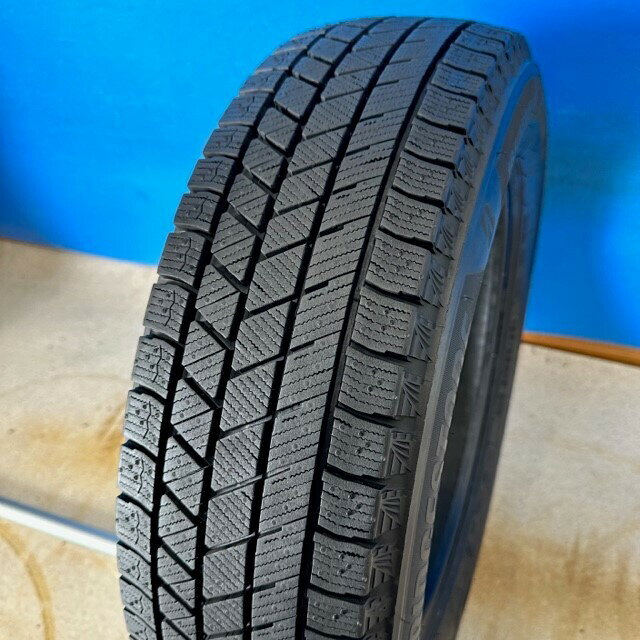 中古タイヤ　165/65R15　ブリヂストン　BLIZZAK VRX3　 165/65/15　スタッドレスタイヤ　1本　単品　中古タイヤ　【中古】【送料無料】