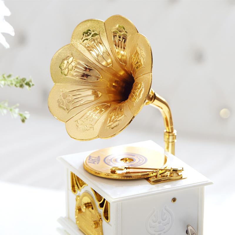 乐天商城 - 【初購入8％OFFクーポン】 女 記念日 誕生日 ミュージックボックス 蓄音機 おしゃれ レトロ アンティーク ゼンマイ式 回転 オルゴール 置物 雑貨 オブジェ