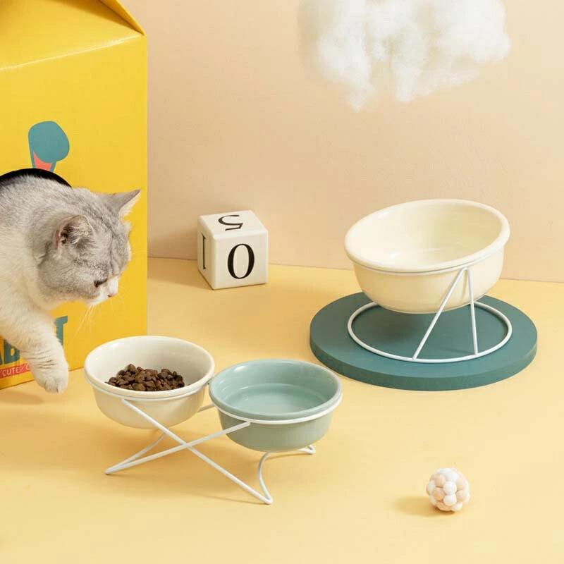 猫 犬 フードボウル 食器台 傾斜 陶器 水入れ 斜め 食器 食べやすい 高さ 水飲み セラミック ペット食器 おしゃれ ペット用 餌入れ エサ入れ えさ ボウル お皿 ご飯皿 水分補給 ネコ 小型犬 可愛い 雑貨 ボウル ねこ 負担軽減 犬猫 犬用 300ml 600ml 800ml
