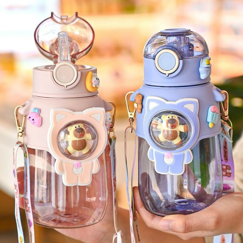乐天商城 - 【初購入3500円以上7％OFFクーポン】 アウトドアポータブルスポーツポップアップストローカップ、ウォーターボトル 選べる4色、600ml大容量水筒 水飲みは便利 スポーツポットバックパッキングウォーターカップ、見栄えの良い学生カップ 可愛い 女の子 おしゃれ プレゼント