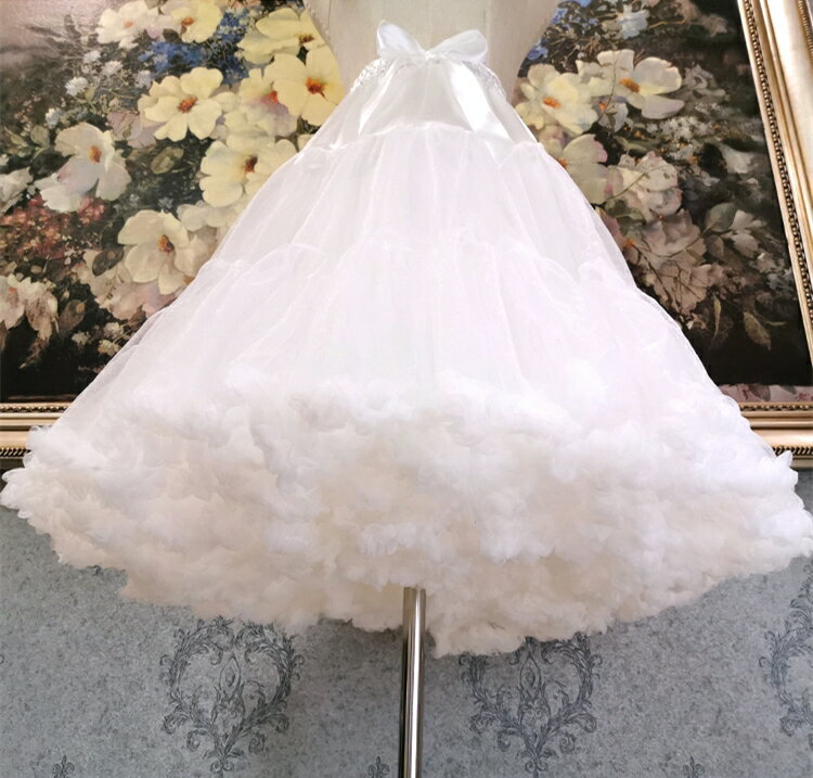 商品説明 サイズ フリーサイズ ウェスト：60-90cm 着丈：55cm セット内容 パニエ カラー 写真の通り 素材 コットン、ポリエステル 発送について 当店では通常、ご注文後4-7日以内での発送をさせていただいております。 ただし稀に...