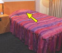 ベッドカバー/ホテル羽毛ベッドカバー(フリルタイプ)の、枕を包む(マクラを覆って隠す)部分のカバー PSシングルサイズ/お持ちのベッドのサイズに合わせて縫製/日本製
