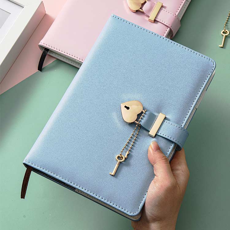 ロ 子供 小学生 鍵付き ノート ダイアリー 鍵付き日記帳 女の子 プレゼント 男の子 日記帳