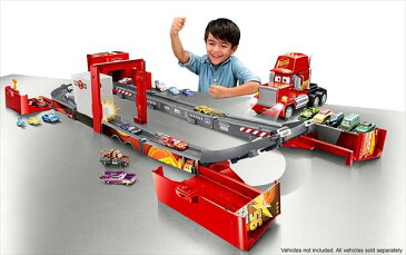 ディズニーカーズ / 巨大マックトラック 豪華レーススタジアムに変身 カーズおもちゃ カーズミニカー【予約商品】