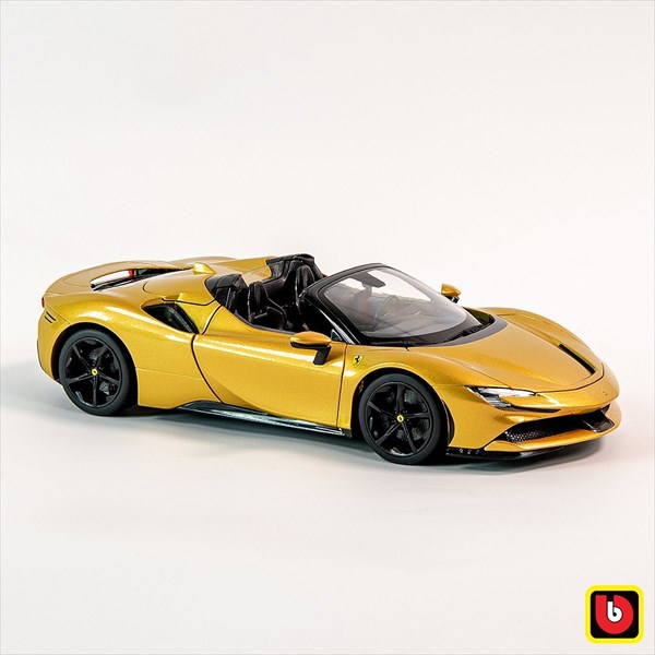 フェラーリ ミニカー ブラゴ 1/18 Ferrari SF90 Stradale HYBRID SPIDER 2020 金色 【限定予約商品】