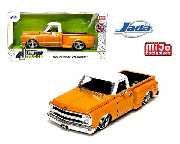 ミニカー 1/24 JadaTOYS 1969 シボレー C10 ステップサイドトラック オレンジ/白色 アメ車 1969 Chevrolet C10 Stepside Pickup 【予約商品】