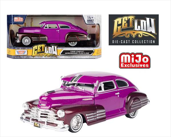 ミニカー　1/24　MOTORMAX　1948　シボレー　フリートライン　ローライダー　紫色　1948 Chevrolet Aereosedan Fleetside Lowrider