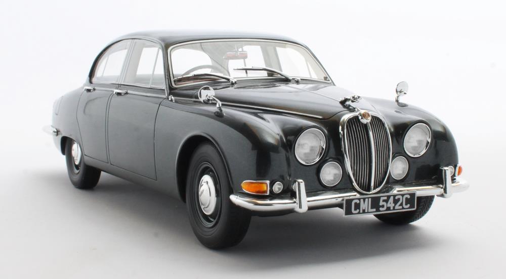 ミニカー　1/18　1965　ジャガー Sタイプ　緑色　JAGUAR - S-TYPE 1965　CULT-SCALE MODELS