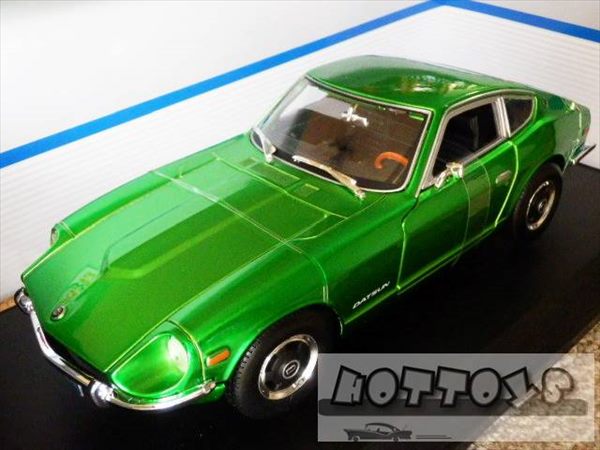 ミニカー maisto特別モデル 1/18 1971 ニッサン フェアレディz 240Z グリーンメタリック色 【予約商品】